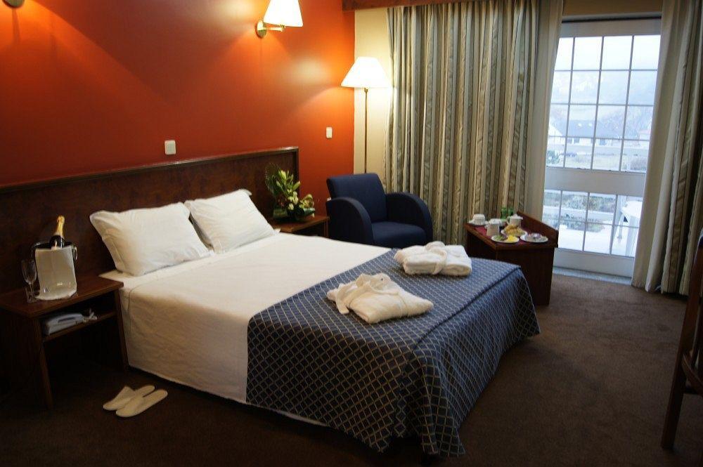 Hotel Montemuro カストロ・ダイレ エクステリア 写真