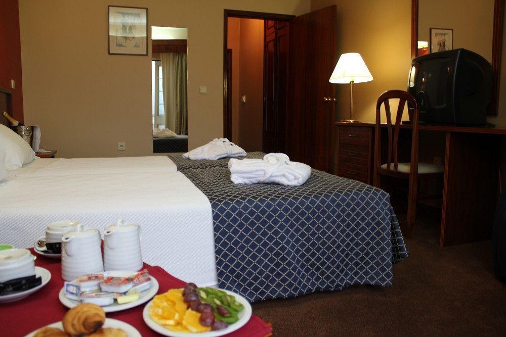 Hotel Montemuro カストロ・ダイレ エクステリア 写真