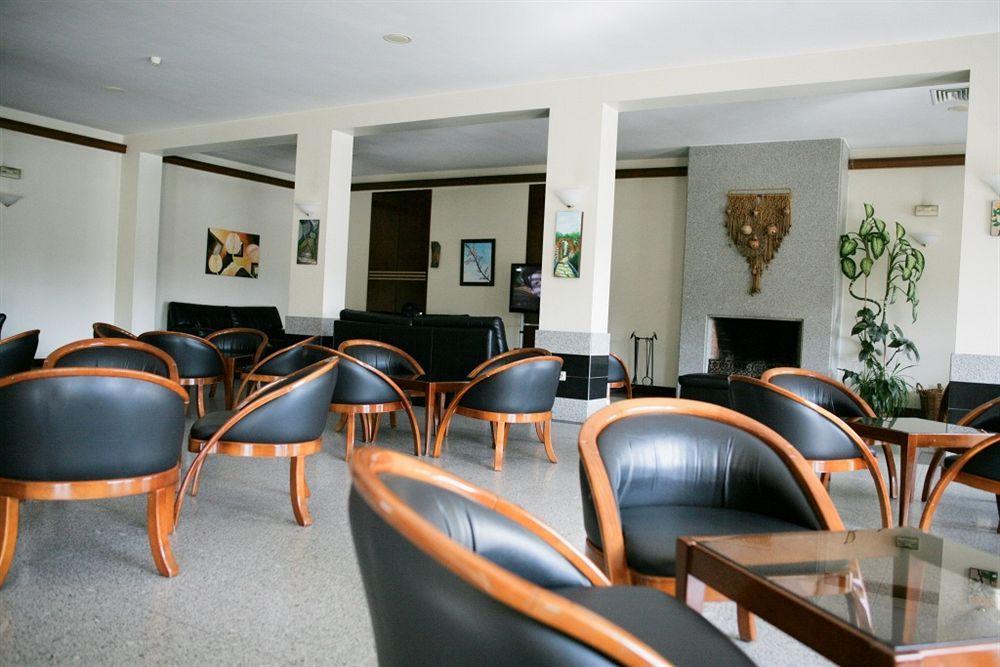 Hotel Montemuro カストロ・ダイレ エクステリア 写真