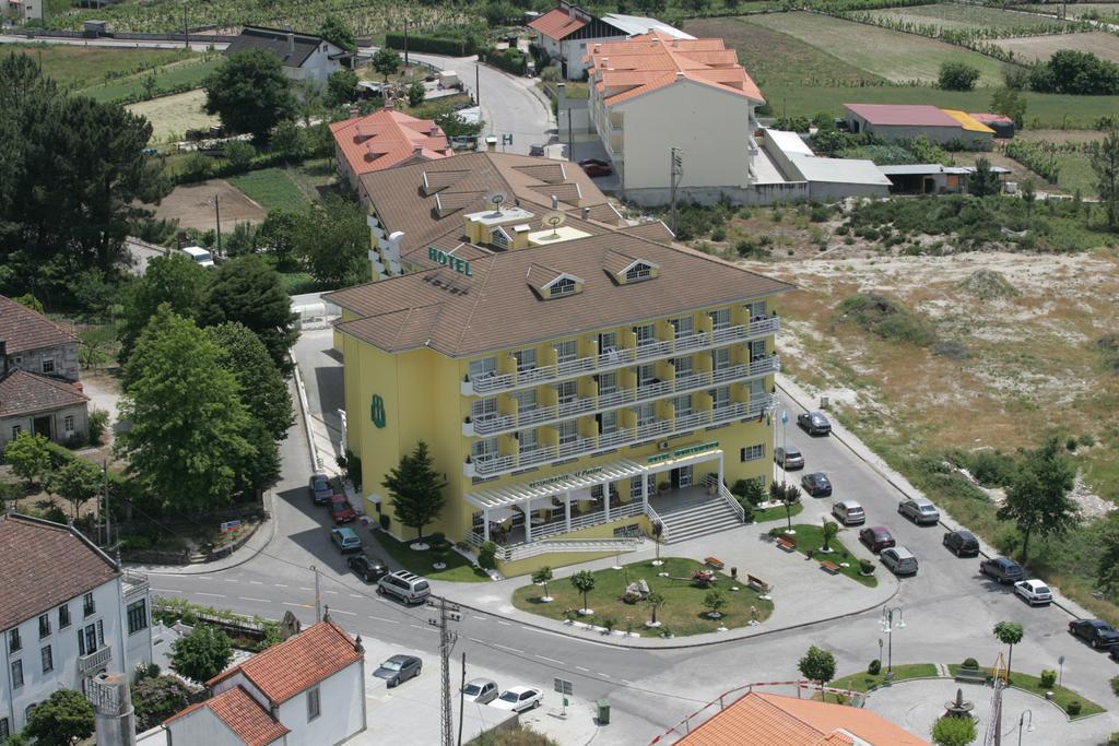 Hotel Montemuro カストロ・ダイレ エクステリア 写真